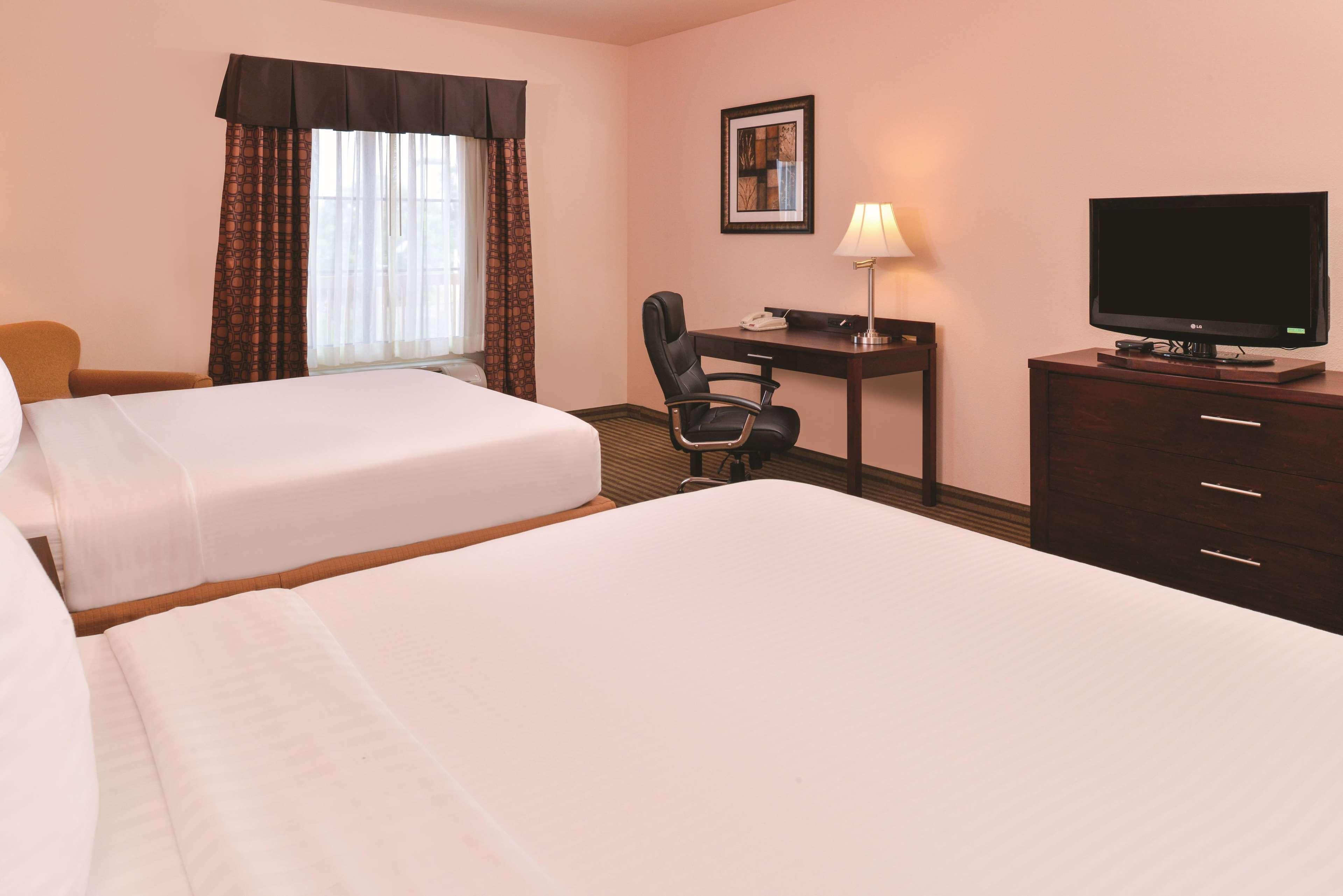 La Quinta By Wyndham Woodward Hotel Buitenkant foto