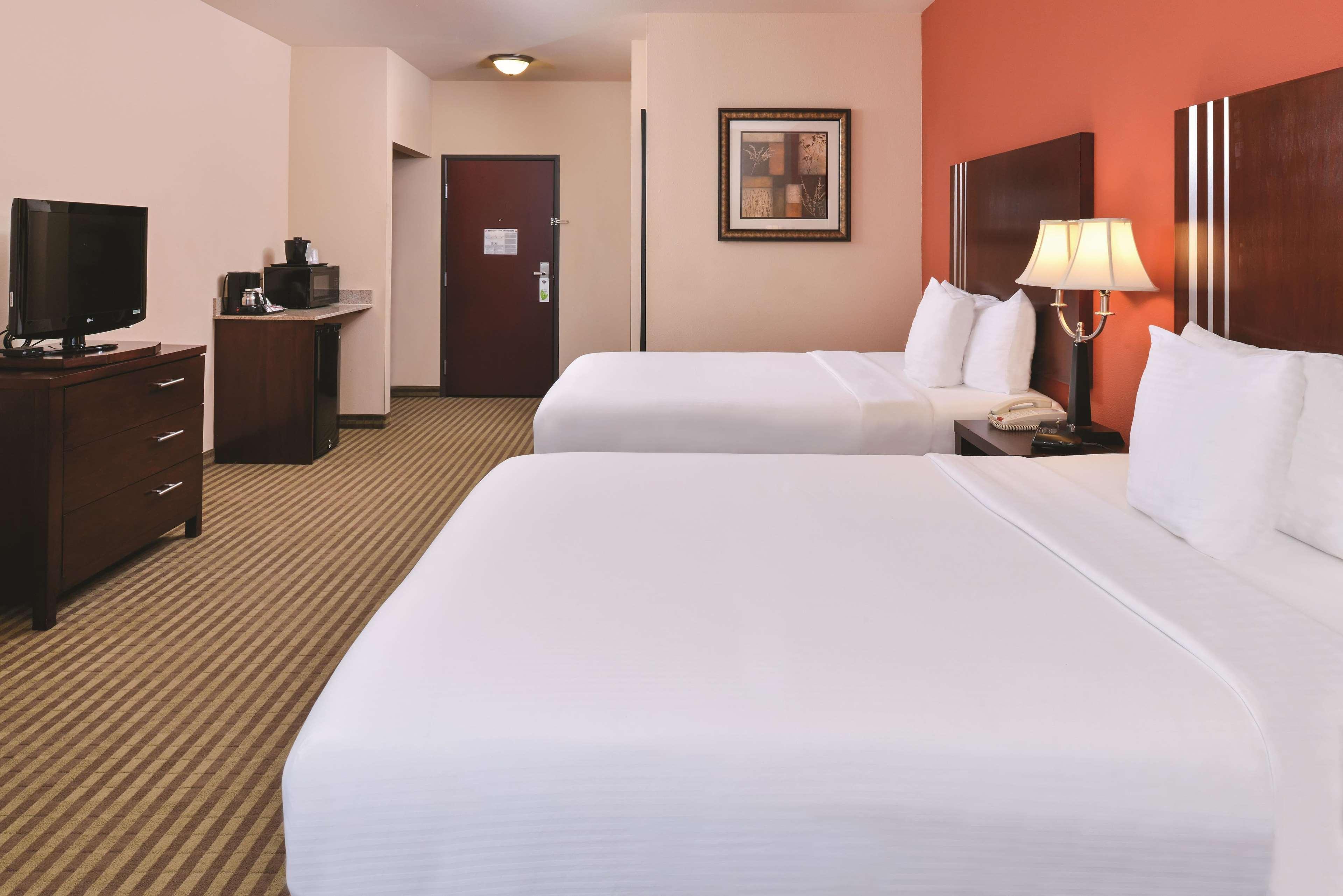La Quinta By Wyndham Woodward Hotel Buitenkant foto