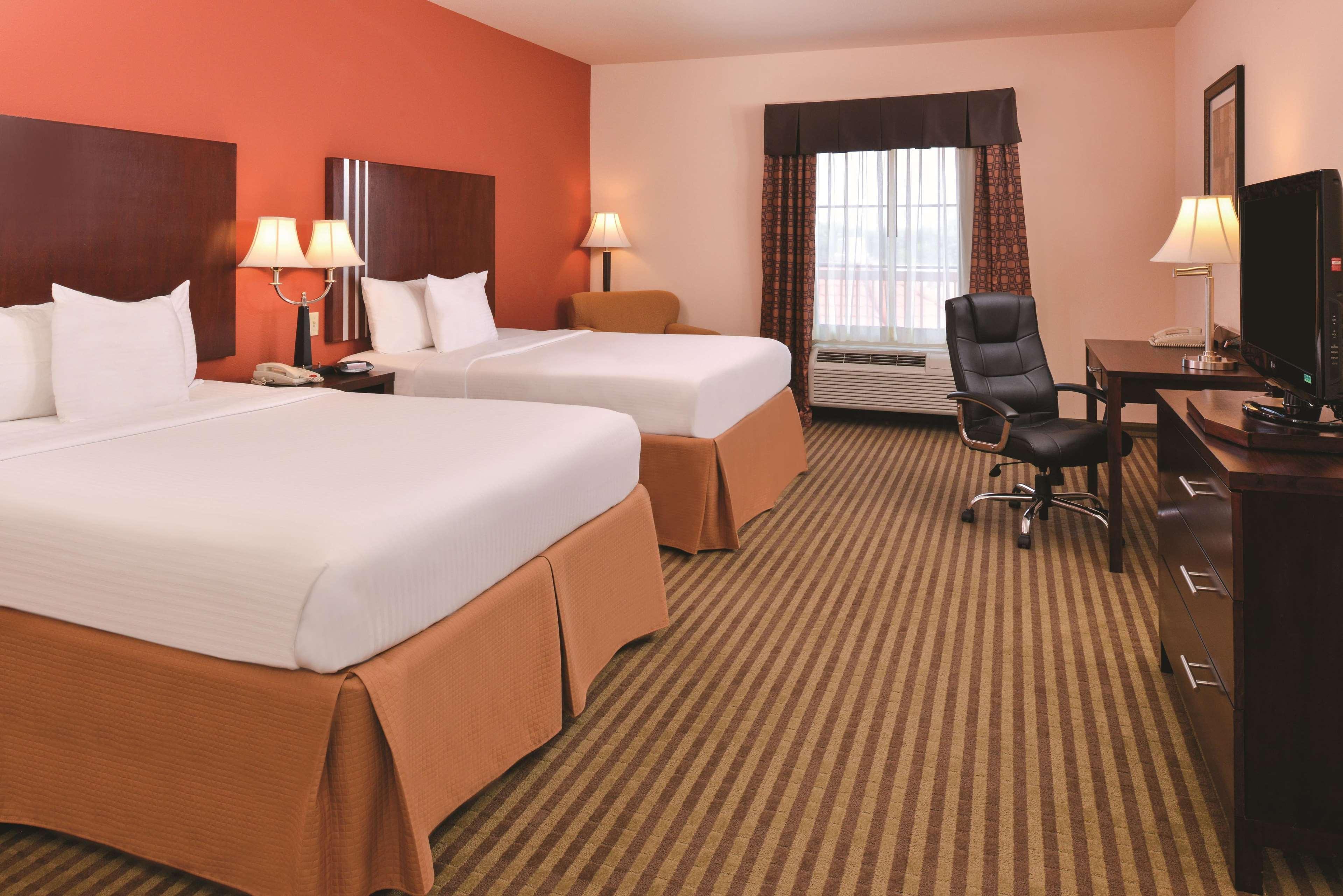 La Quinta By Wyndham Woodward Hotel Buitenkant foto