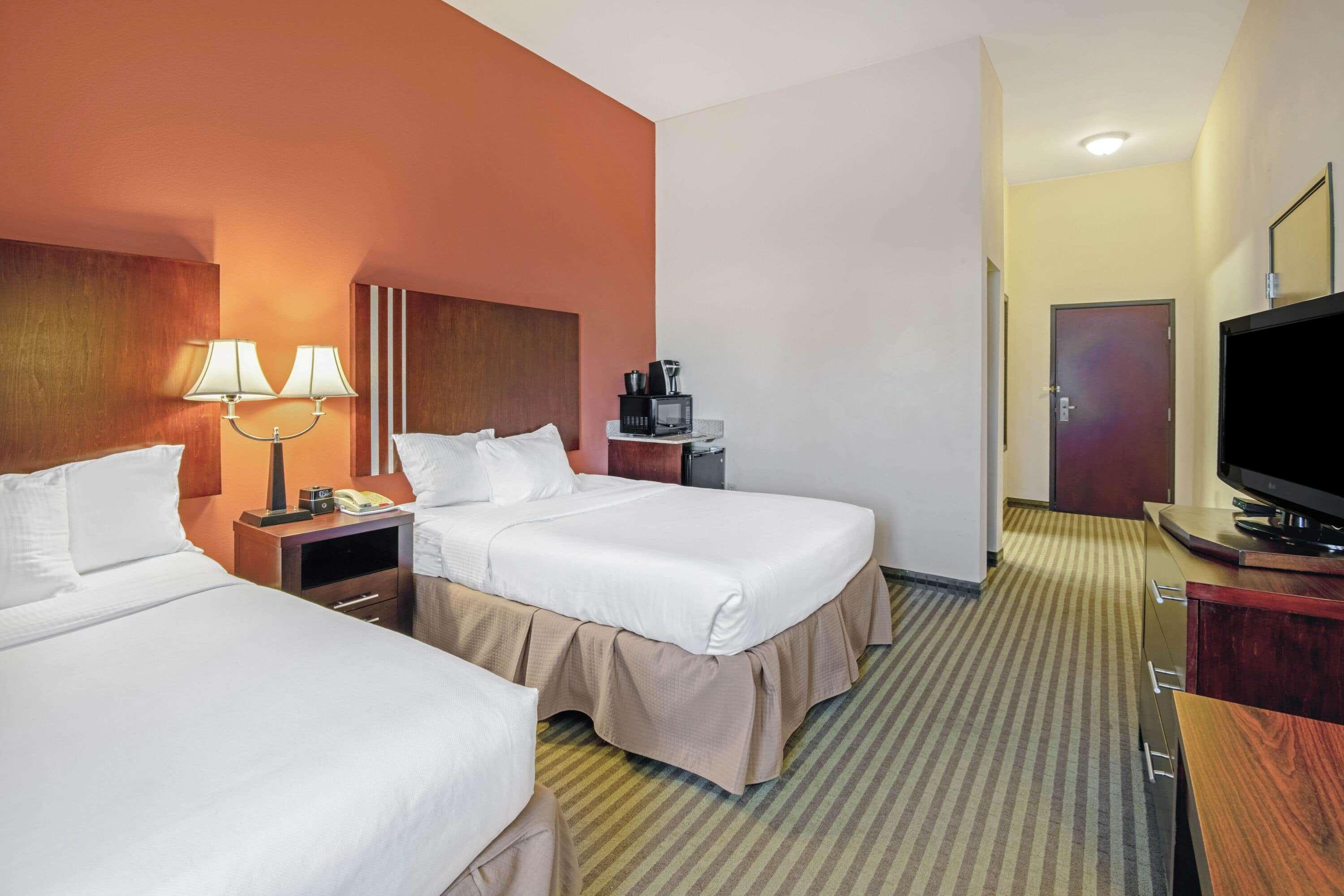 La Quinta By Wyndham Woodward Hotel Buitenkant foto