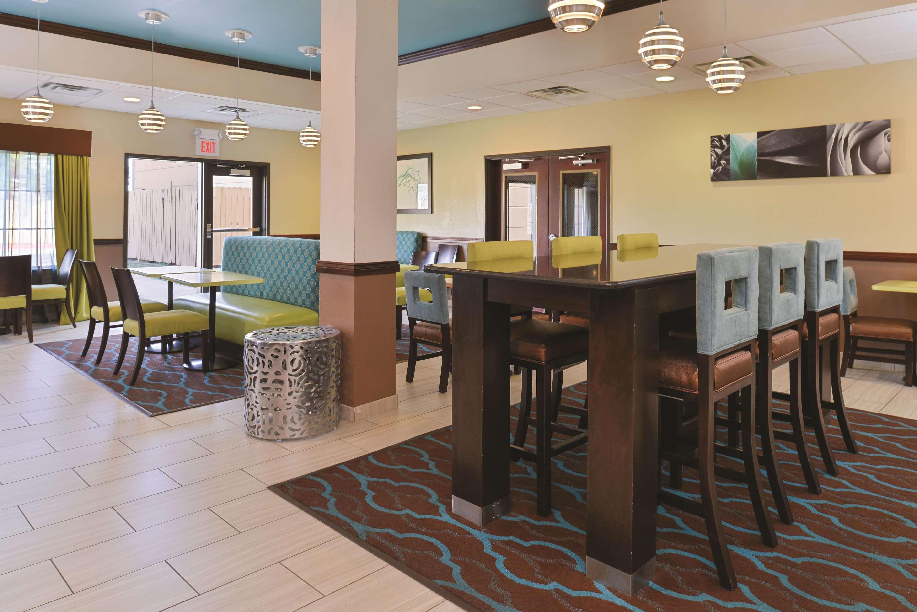 La Quinta By Wyndham Woodward Hotel Buitenkant foto