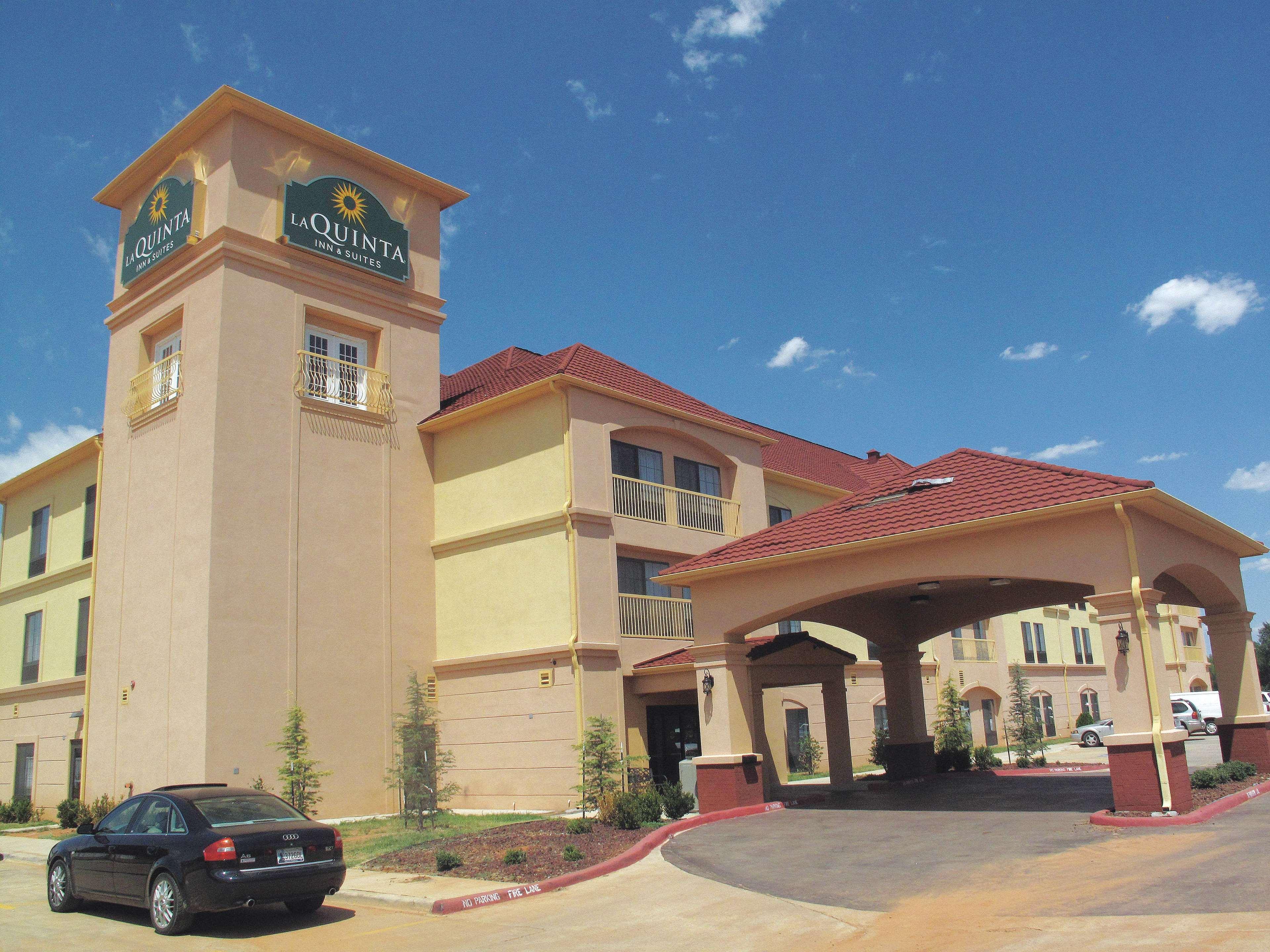 La Quinta By Wyndham Woodward Hotel Buitenkant foto